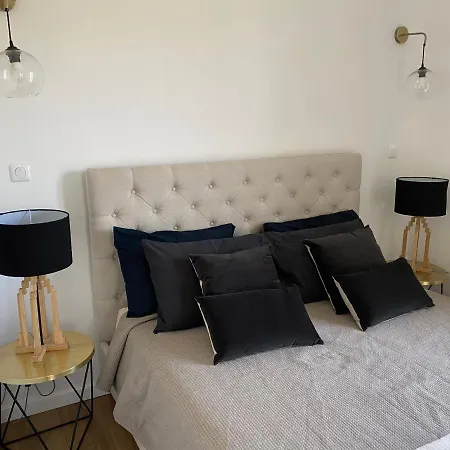 Sweet 2 Pieces 42 M2 Chambre, Salon, Cuisine, Grande Terrasse, Parking Proche Centre Et Bastia (Corsica)