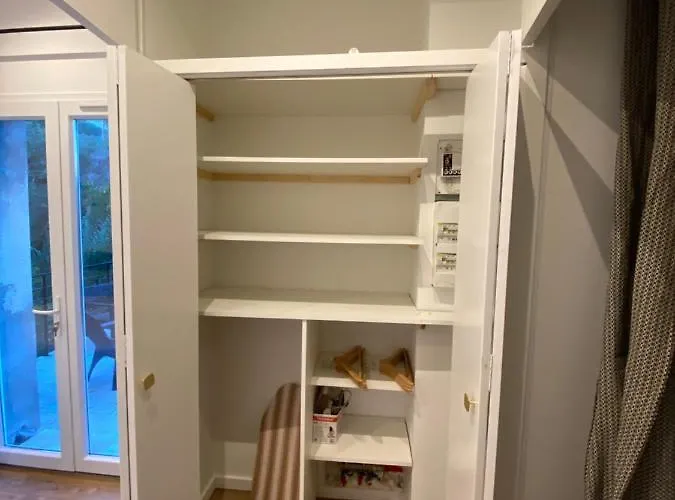 Sweet 2 Pieces 42 M2 Chambre, Salon, Cuisine, Grande Terrasse, Parking Proche Centre Et *